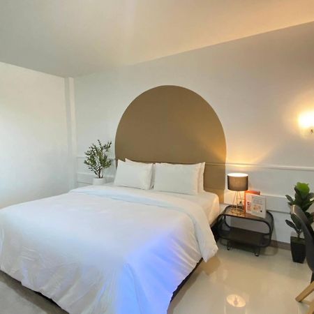 The S Design Hotel 武里南 外观 照片